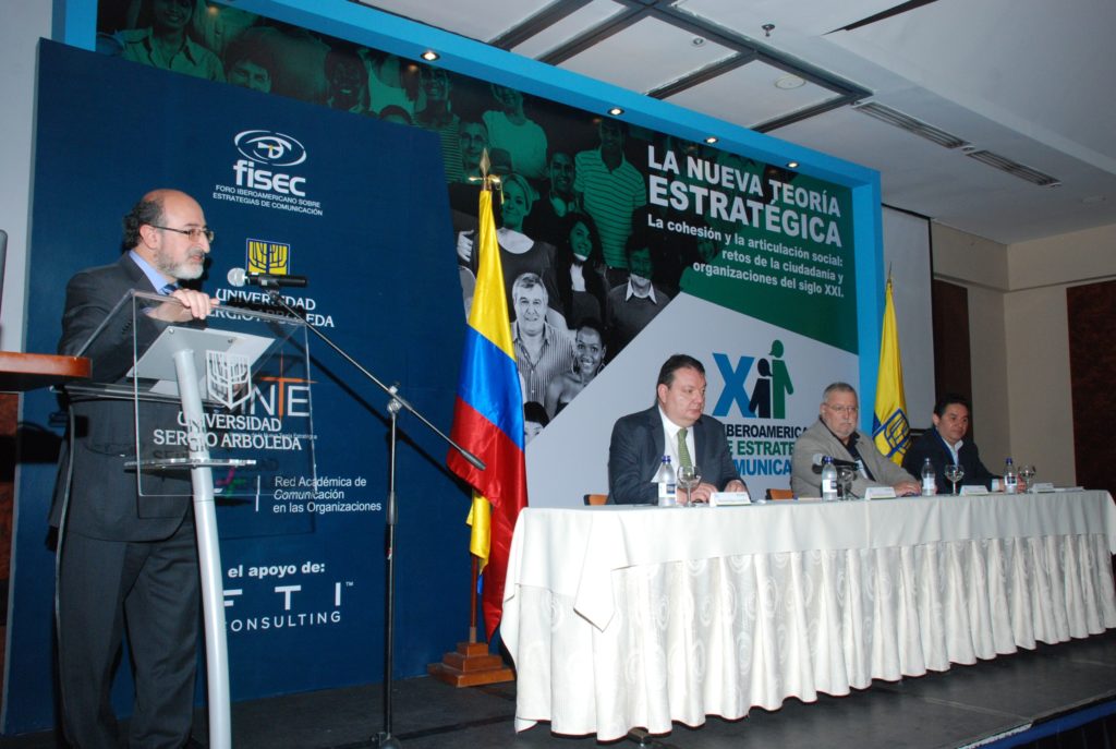 foro iberoamericano sobre estrategias de comunicacion FISEC en la Sergio Arboleda
