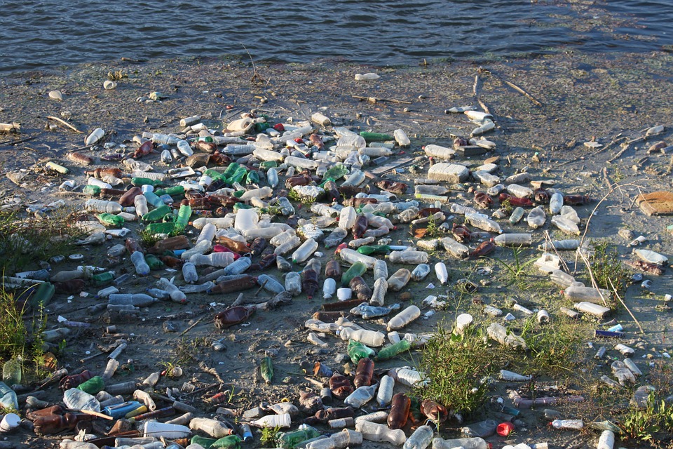 bottles-87342_960_720
