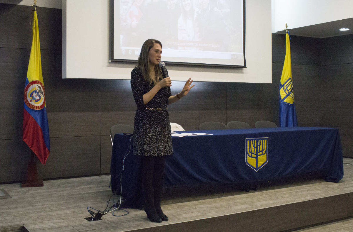 becas-fundacion-carolina-colombia