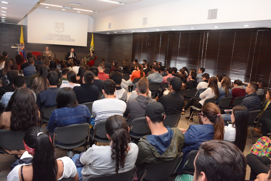 conversatrorio-escuela-mayor-derecho-universidad-sergio-arboleda-caso-nogal-3