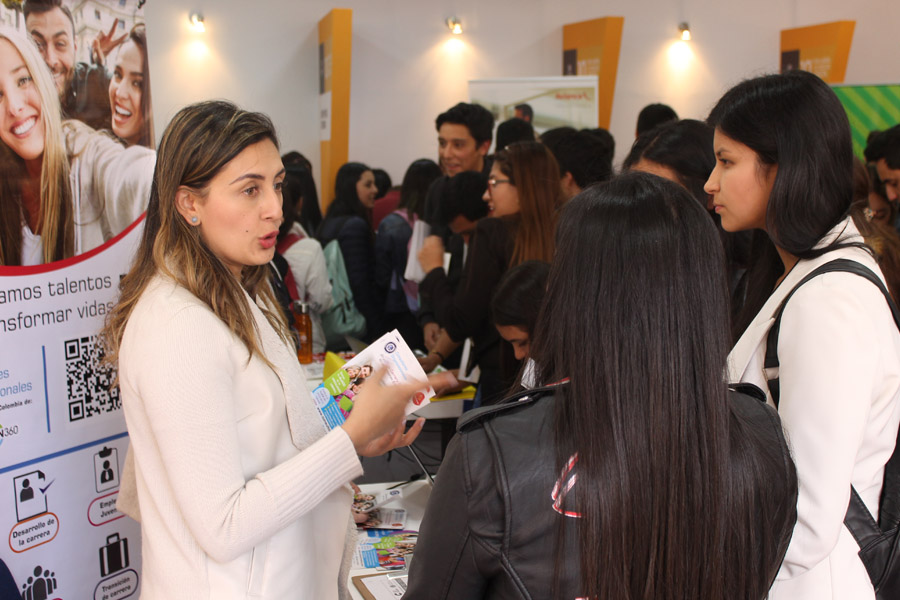 feria-laboral-sergista-egresados-empleo-universidad-sergio-arboleda