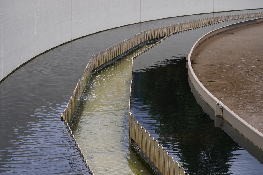 planta-tratamiento-aguas-residuales-medio-ambiente-ideasa