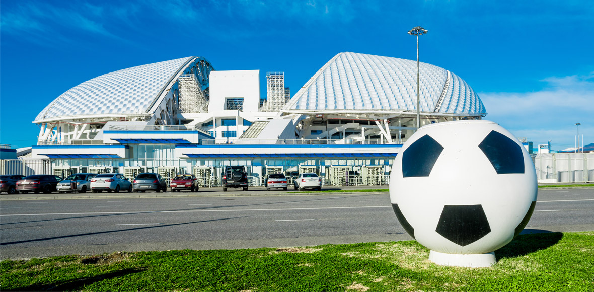 budweiser-construye-cancha-futbol-reciclaje-sochi-rusia-fifa-2018-universidad-sergio-arboleda