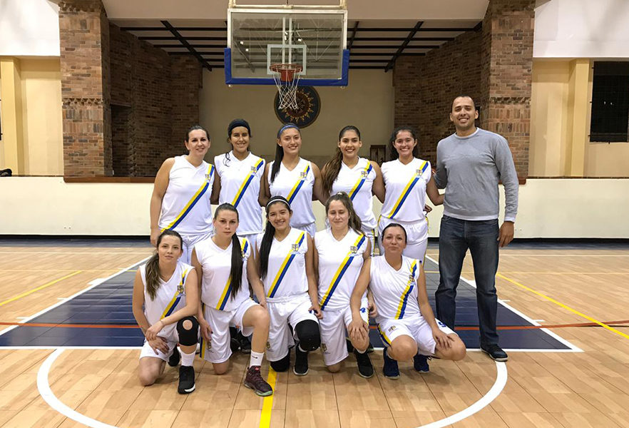 equipo de baloncesto femenino de la universidad sergio arboleda en los juegos ascun 2019 1 clasificaron a la categoria elite
