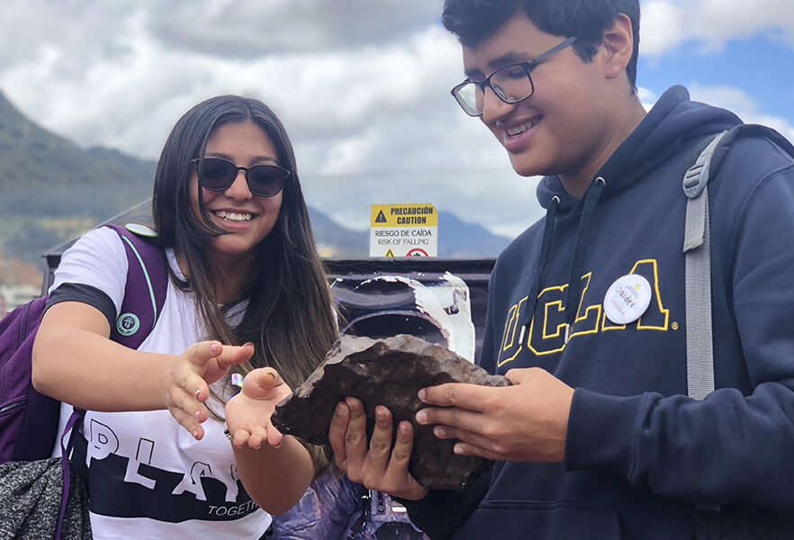 losnuevossergistasconocieronelpedazodeunmeteoritoenlasegundajornadadeinducciondelasergio201902