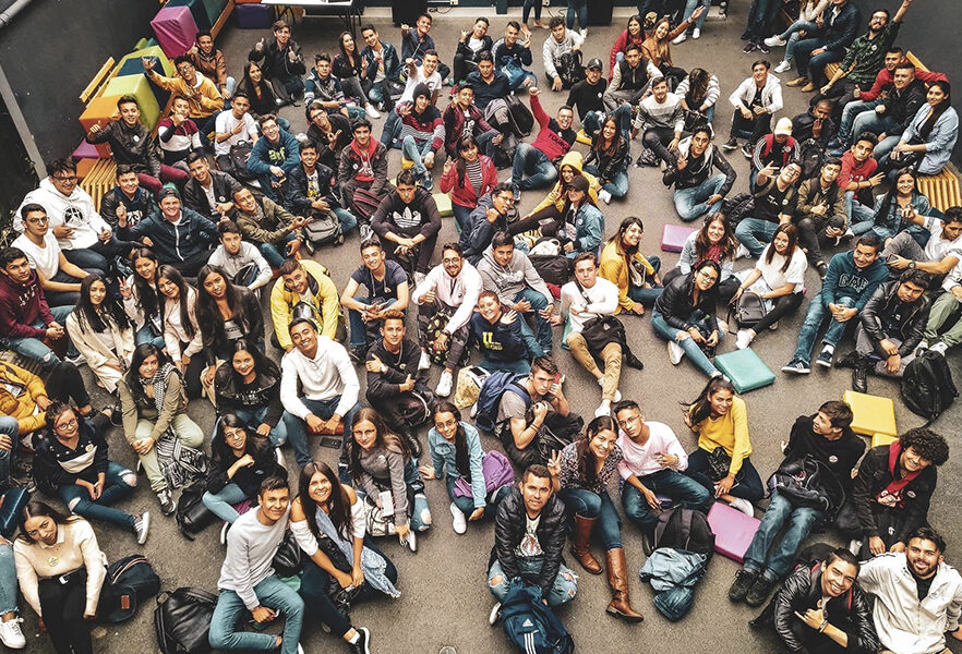 plazoletacoloresdelauniversidadsergioarboeldaenlajornadadeinduccion201902