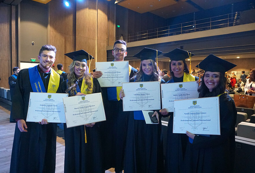 egresados-universidad-sergio-arboleda