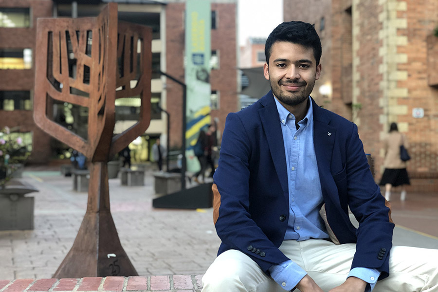 federico-mosquera-estudiante-del-programa-de-economia-de-la-universidad-sergio-arboleda-representara-a-la-sergio-en-bali-en-el-foro-de-la-democracia