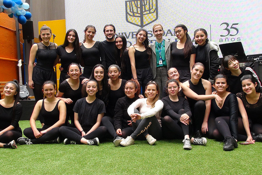 pregrado-teatro-musical-escuela-artes-musica-performance-semana-cultural-rodrigo-noguera-laborde-2019-03