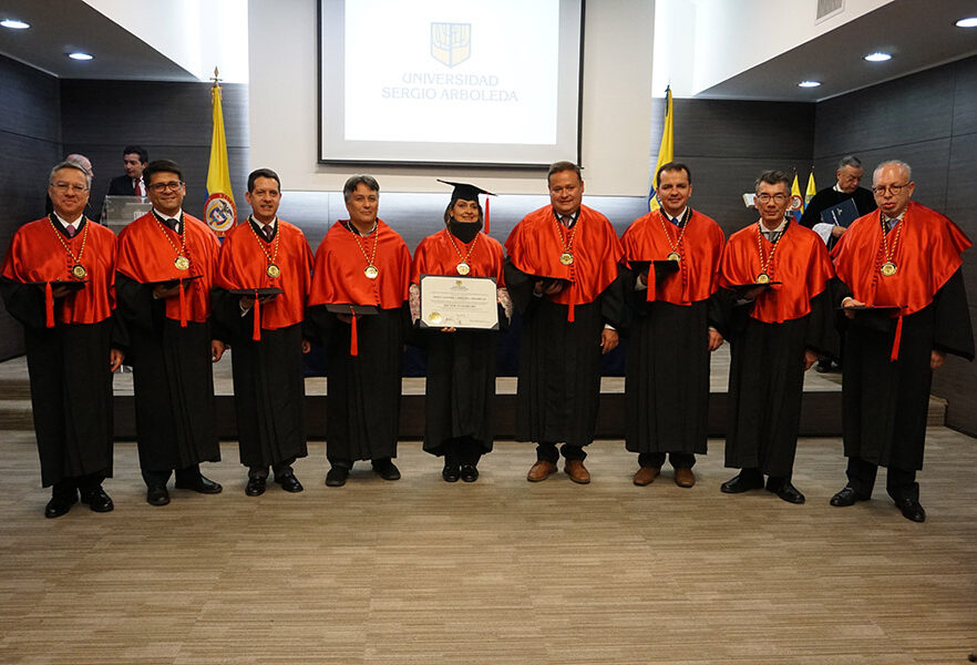 Yinet Lucero Córdoba Amarillo, primera doctora en derecho Universidad Sergio Arboleda3