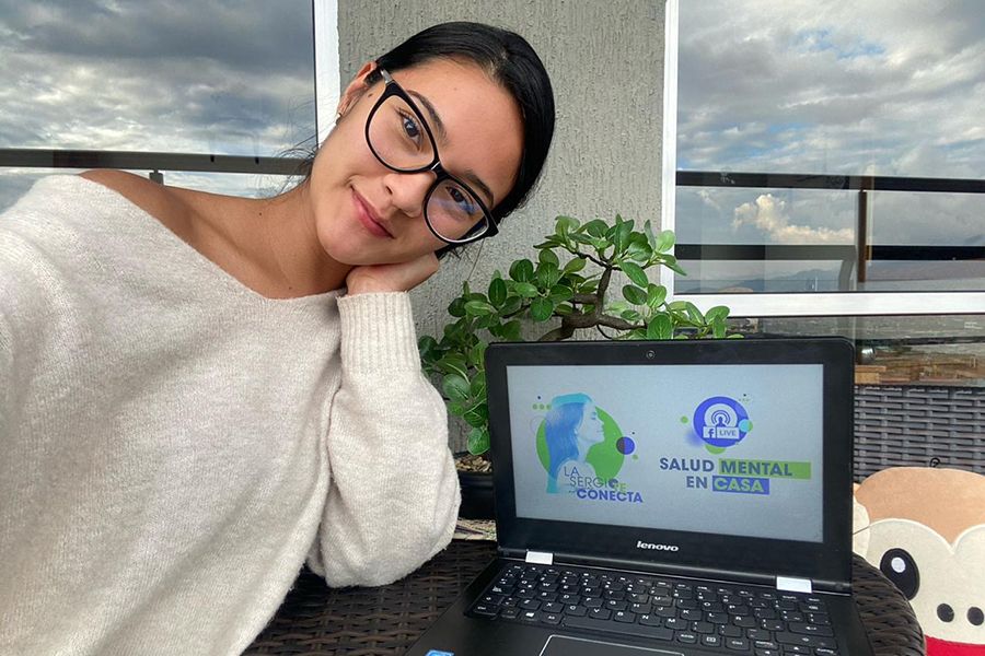 Natalia Poveda, estudiante del programa de Comunicación Social y Periodismo, es una de los más de diez mil Sergistas, que han asumido con responsabilidad el reto de la educación presencial.
