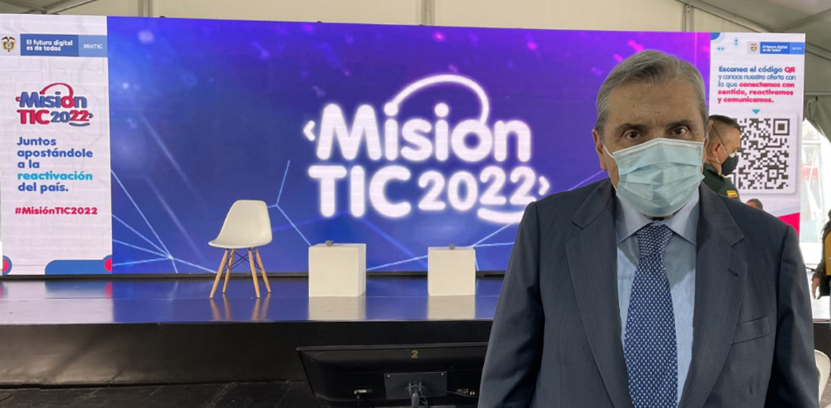 Germán Quintero Andrade vicerrector académico de la Sergio Arboleda durante encuentro de Misión TIC 2022