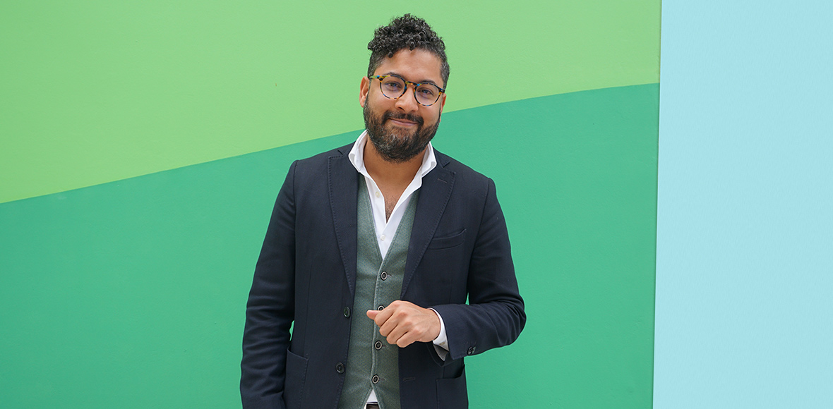 Four40 Julián Montaña decano escuela artes y música líder de las artes