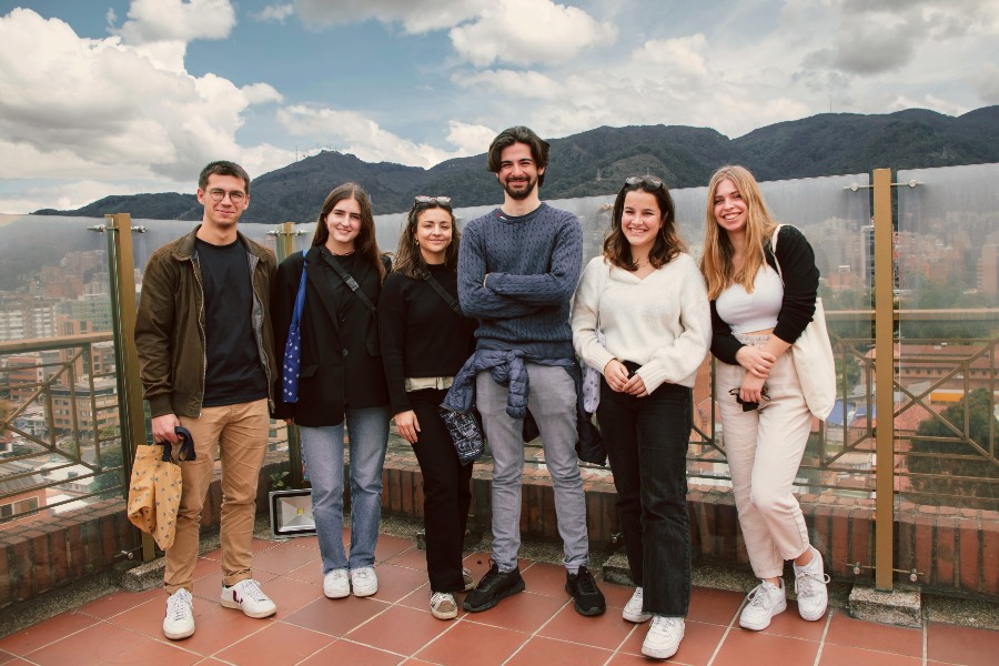 Seis Estudiantes oriundos de Francia visitaron el Observatorio Astronómico durante el primer día de su intercambio en La Universidad Sergio Arboleda