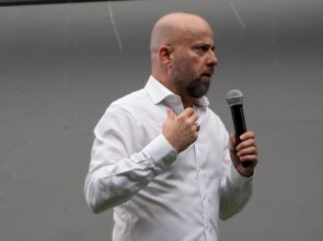 “EL SURGIMIENTO DE MODELOS DE INTELIGENCIA ARTIFICIAL EXIGEN REGULACIÓN LEGAL Y ÉTICA”: NOAM SHEMTOV, PROFESOR DE LA UNIVERSIDAD DE LONDRES