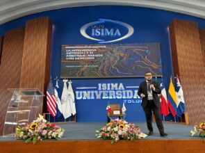 DOCENTE DE LA UNIVERSIDAD SERGIO ARBOLEDA PARTICIPÓ EN CONGRESOS INTERNACIONALES SOBRE ARBITRAJE, INNOVACIÓN LEGAL E INTELIGENCIA ARTIFICIAL