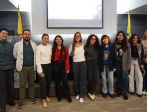 COLABORADORES SERGISTAS APRENDIERON ESTRATEGIAS PARA ENSEÑAR A ESTUDIANTES CON DIVERSIDAD FUNCIONAL COGNITIVA