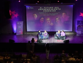 LA SERGIO PRESENTÓ EL DIPLOMADO “CON TENIS Y TACONES: AUTOLIDERAZGO, REPROGRAMACIÓN MENTAL Y EMPRENDIMIENTO CONSCIENTE”