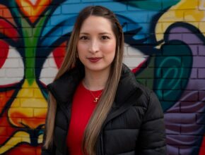 EGRESADA SERGISTA RECIBIÓ EL PREMIO NACIONAL DE PERIODISMO SIMÓN BOLÍVAR