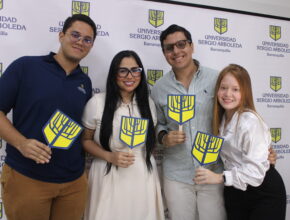 LA ALEGRÍA DEL REENCUENTRO UNIÓ A LOS EGRESADOS SERGISTAS DE BARRANQUILLA EN UNA NOCHE PARA RECORDAR