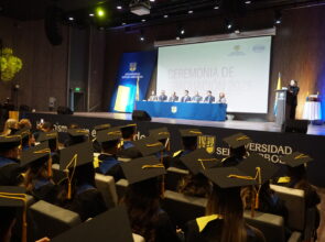 SUEÑOS CUMPLIDOS Y VIDAS TRANSFORMADAS: SERGISTAS DE PREGRADO, POSGRADO Y COLABORADORES ADMINISTRATIVOS SE GRADUARON EN UNA EMOTIVA CEREMONIA