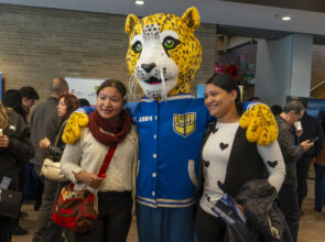FAMILIAS SERGISTAS, ACOMPÁÑENOS ESTE 28 DE FEBRERO EN LA REUNIÓN DE PADRES 2026-1