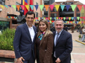 SANTIAGO DÍAZ ARBELÁEZ: UNA VISIÓN ESTRATÉGICA DEL DERECHO AL SERVICIO DEL DESARROLLO EMPRESARIAL